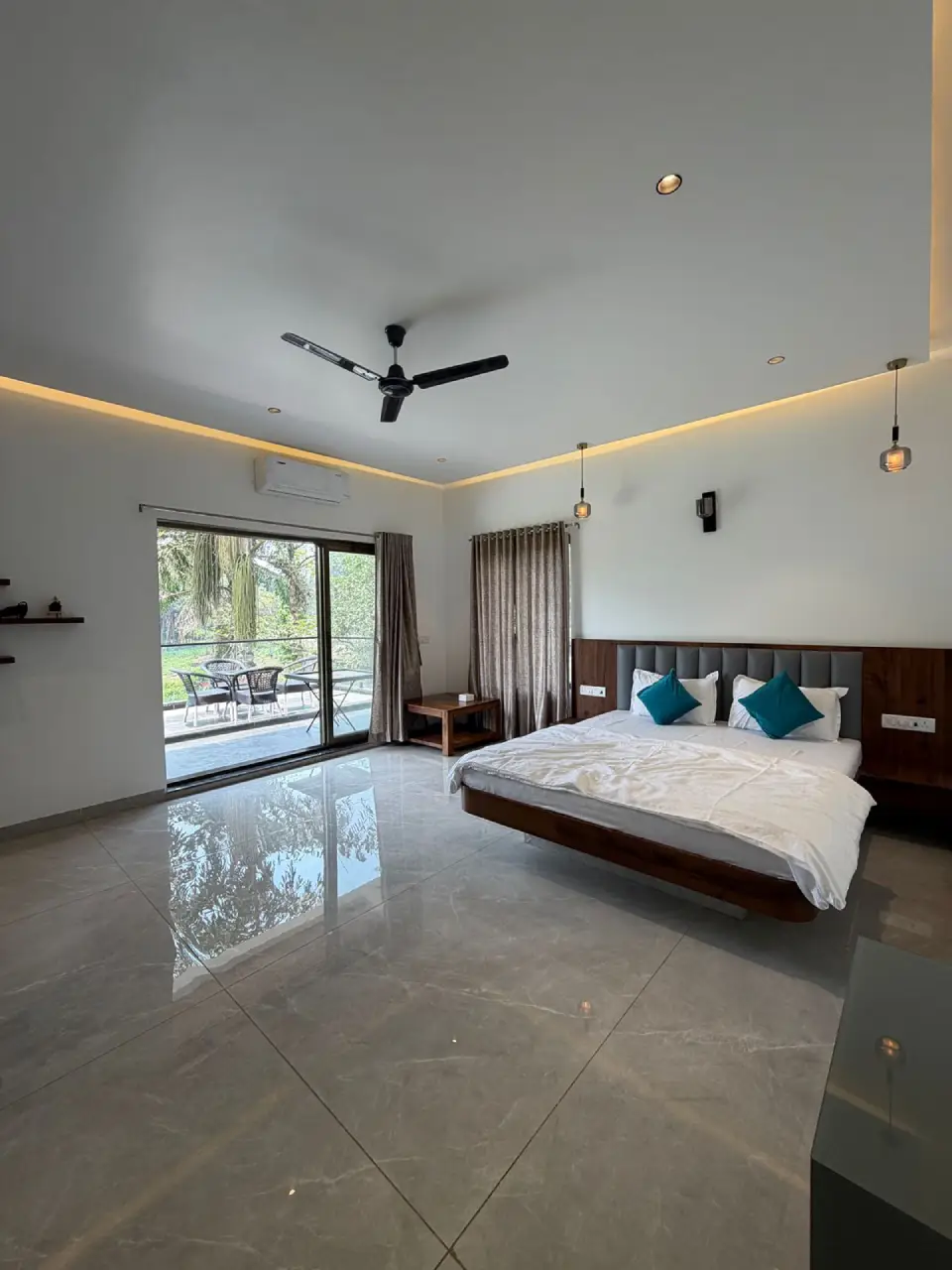 Tide View villa