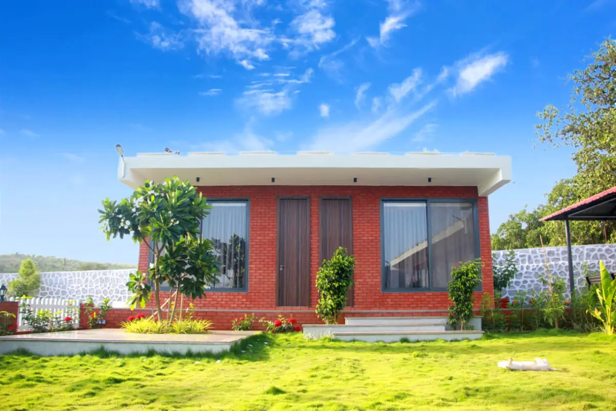 The Glass Farmhouse