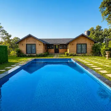 The Wooden Villa
